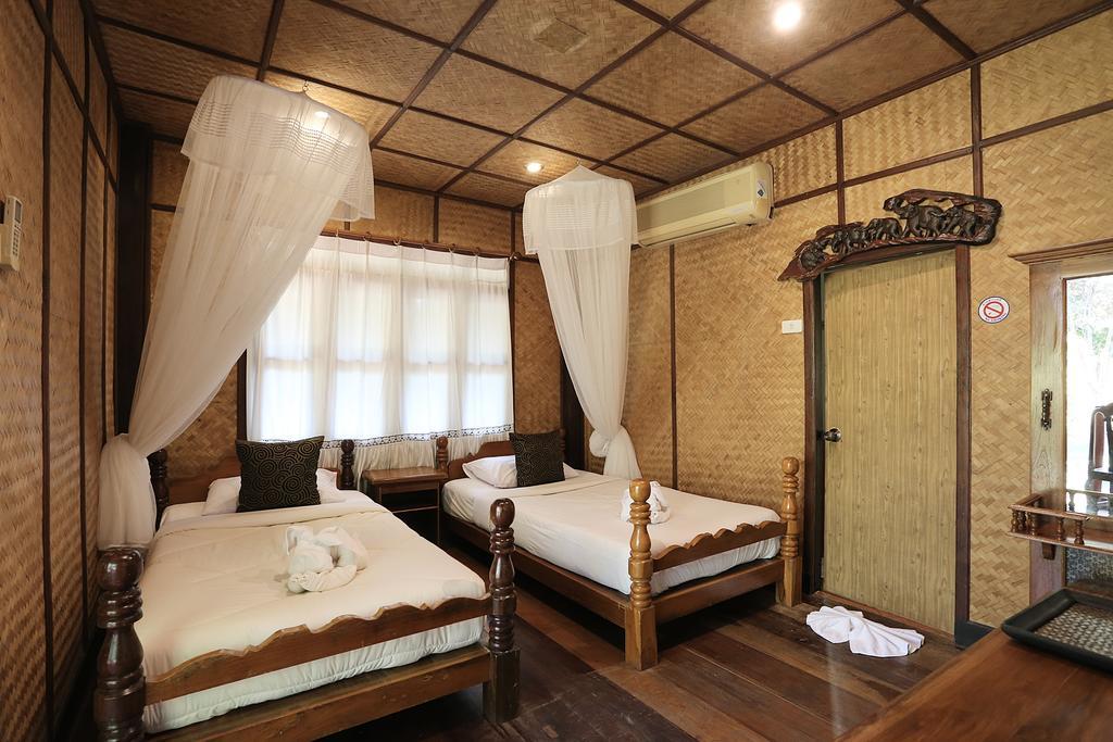 Siam Villa Sukhothai Exterior photo
