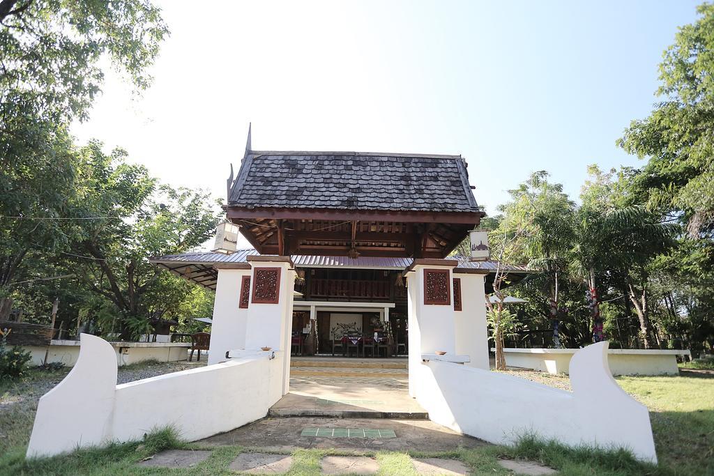 Siam Villa Sukhothai Exterior photo